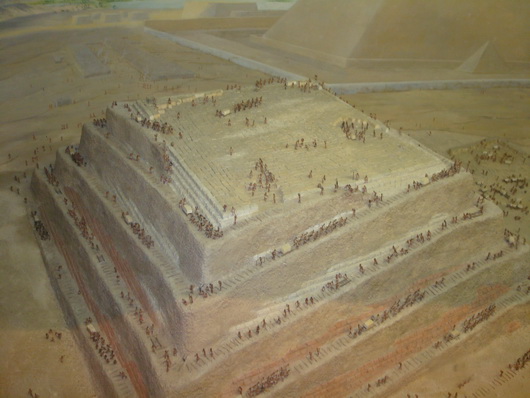 Egypt pyramids2